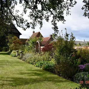 Warwickshire hotels &amp; apartments, all accommodations in Warwickshire