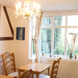 Warwickshire hotels &amp; apartments, all accommodations in Warwickshire