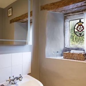 Warwickshire hotels &amp; apartments, all accommodations in Warwickshire
